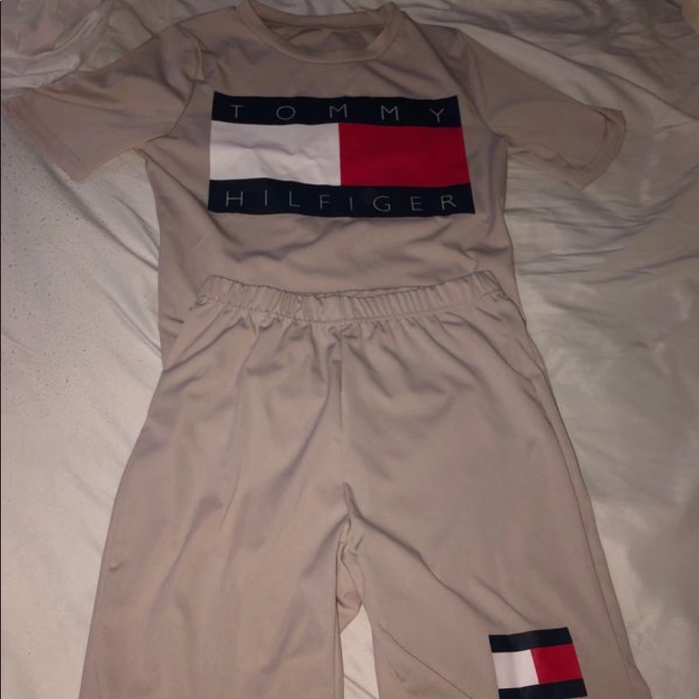 Tommy Hilfiger women matching set size small